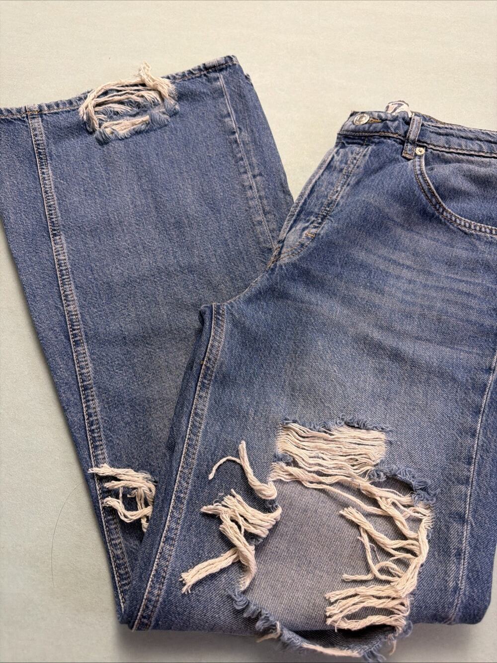 We The Free Free People Women’s Jeans Size 27 Distressed Ripped Boyfriend Denim